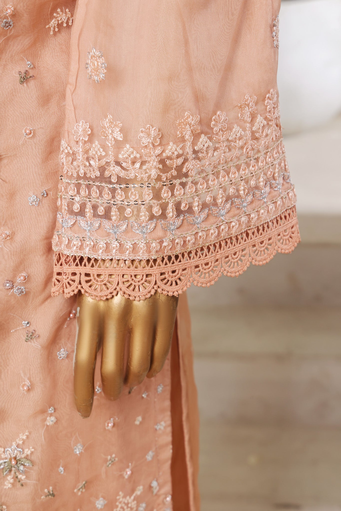 Mahnoor Collection