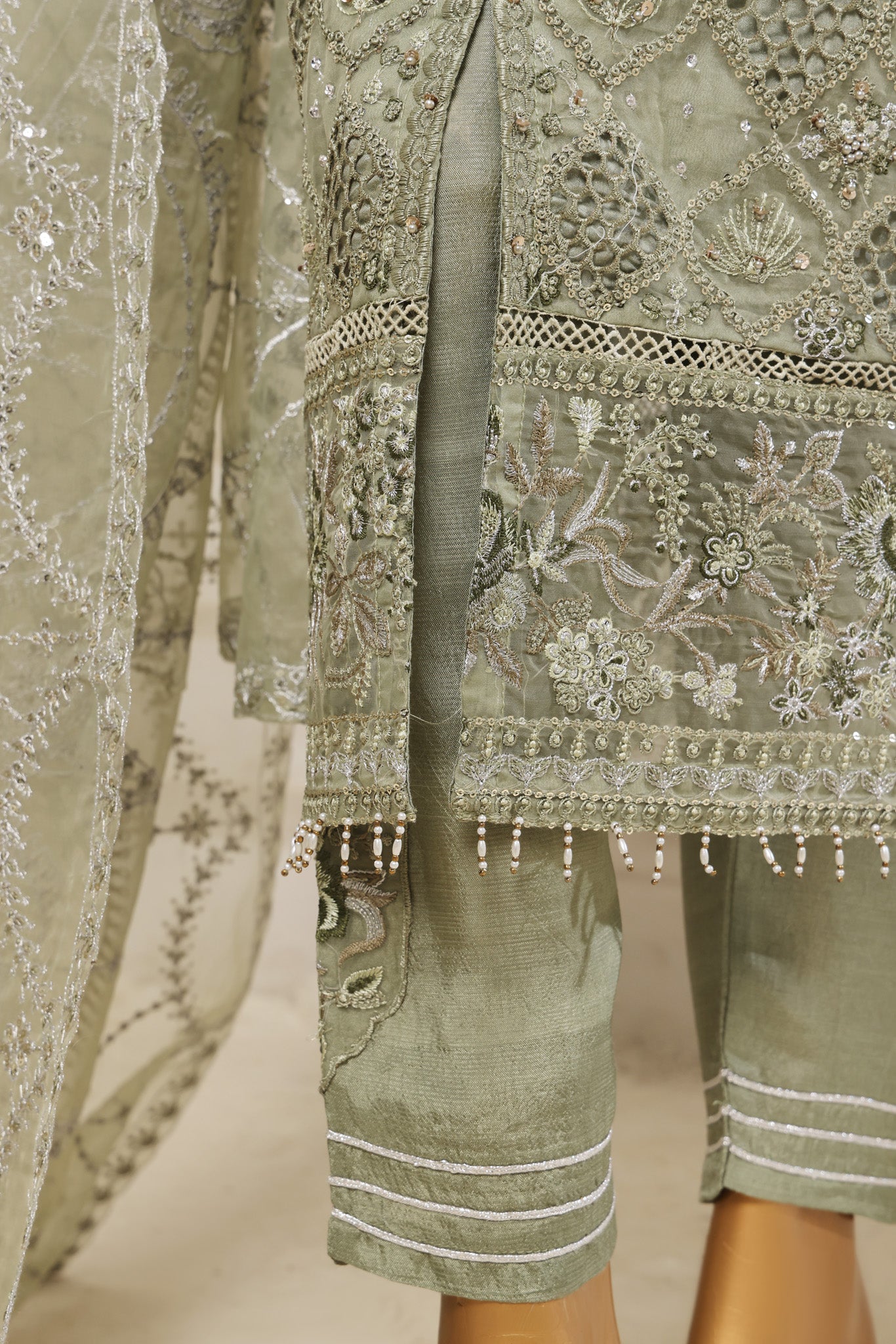 Mahnoor Collection