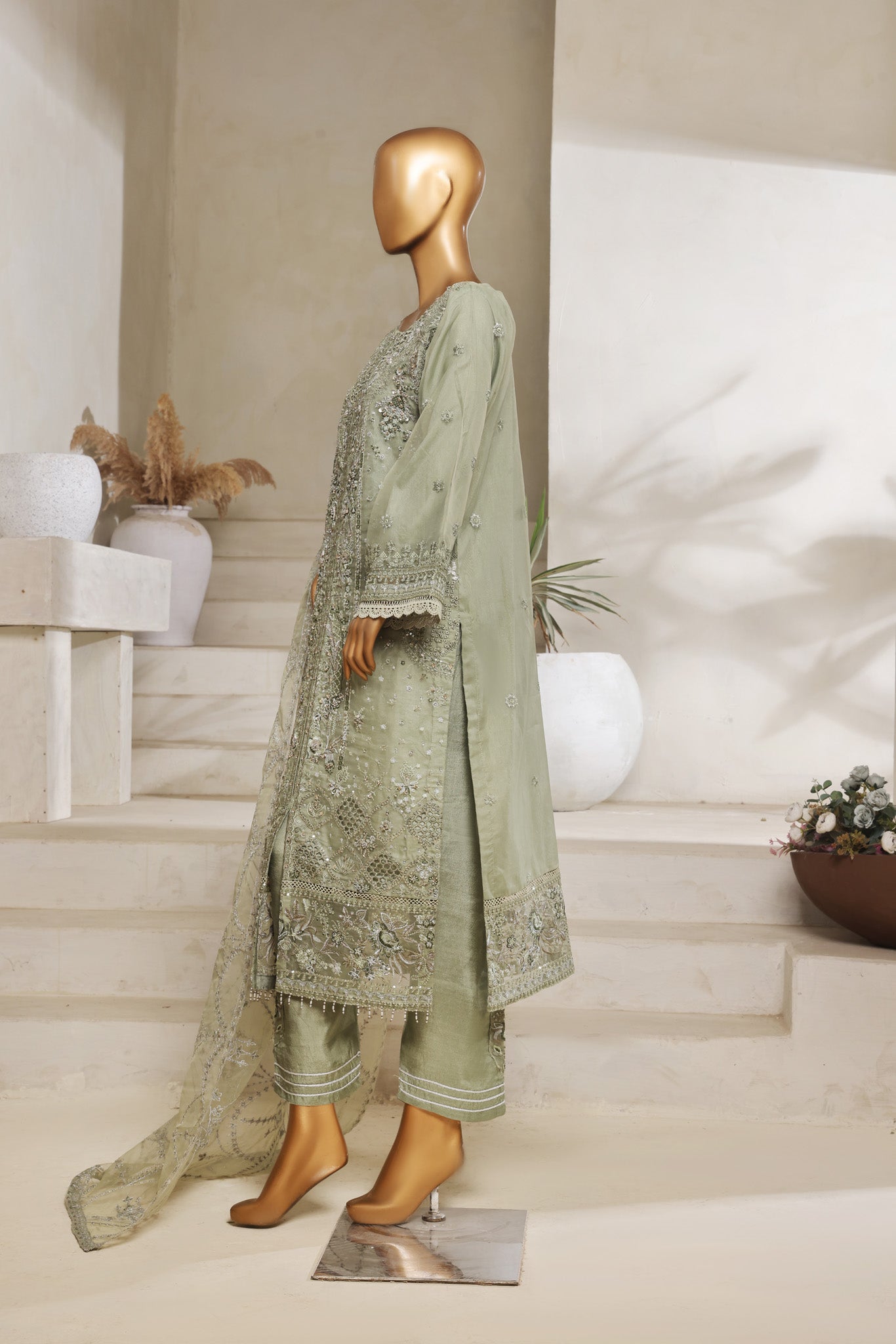 Mahnoor Collection