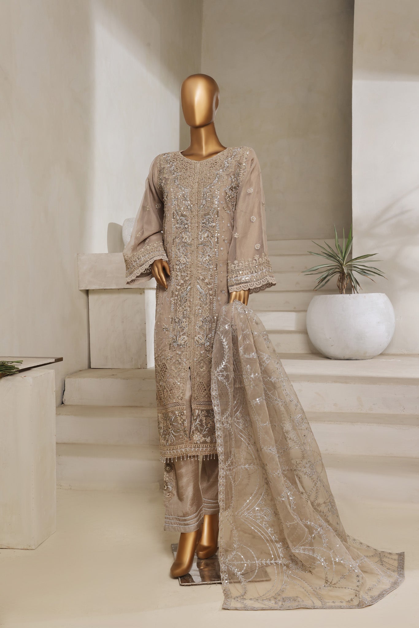 Mahnoor Collection