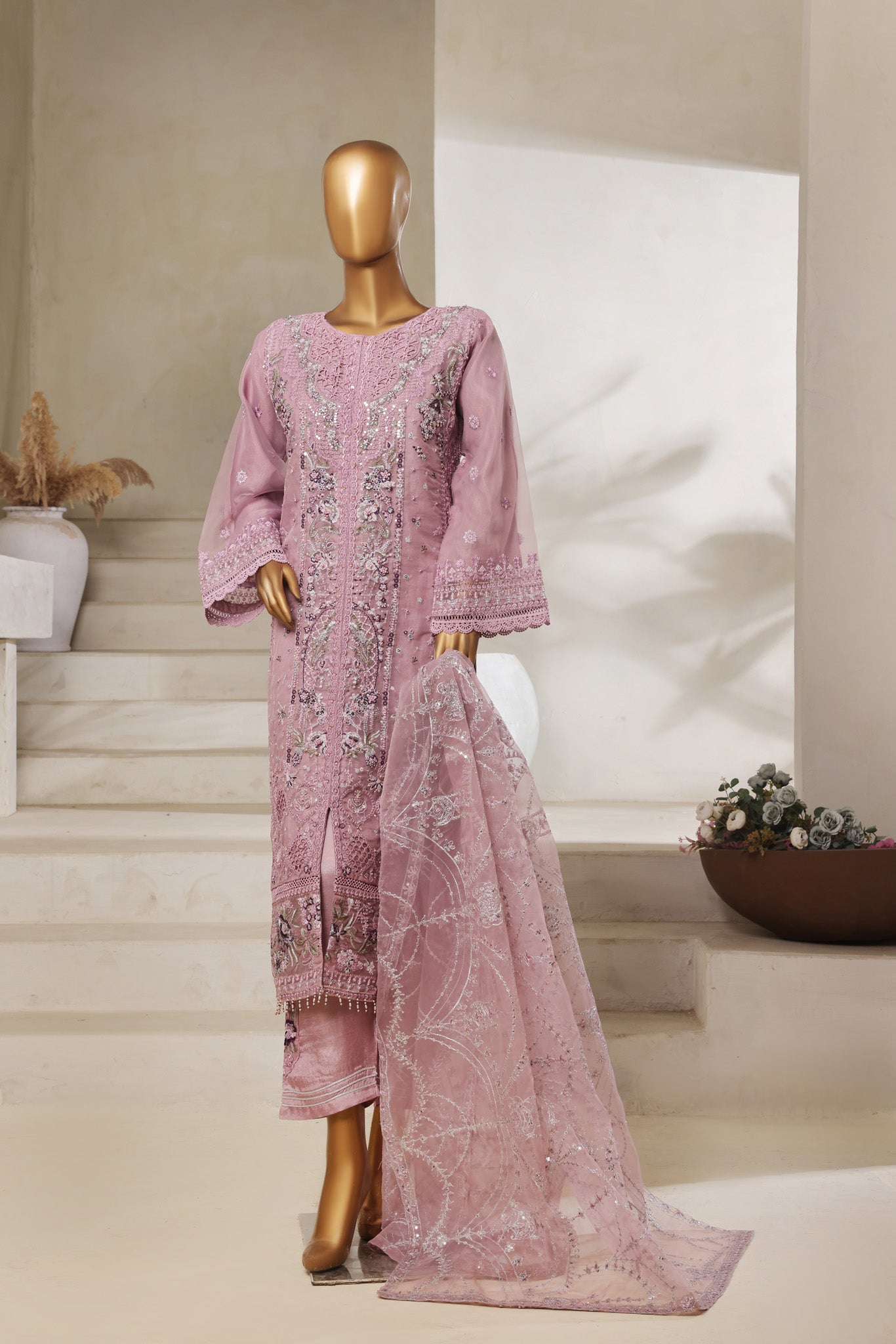 Mahnoor Collection