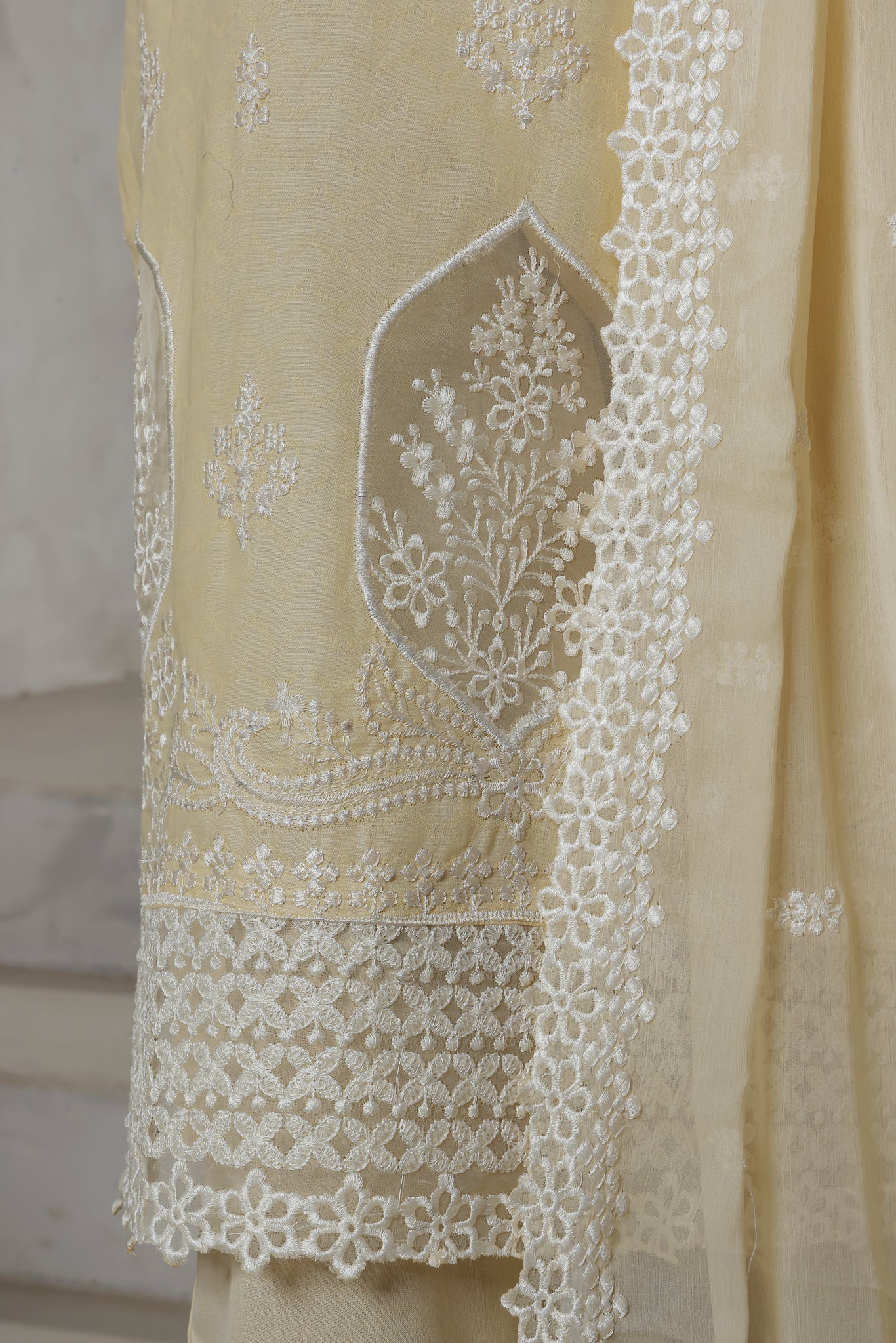 Nayaab Collection