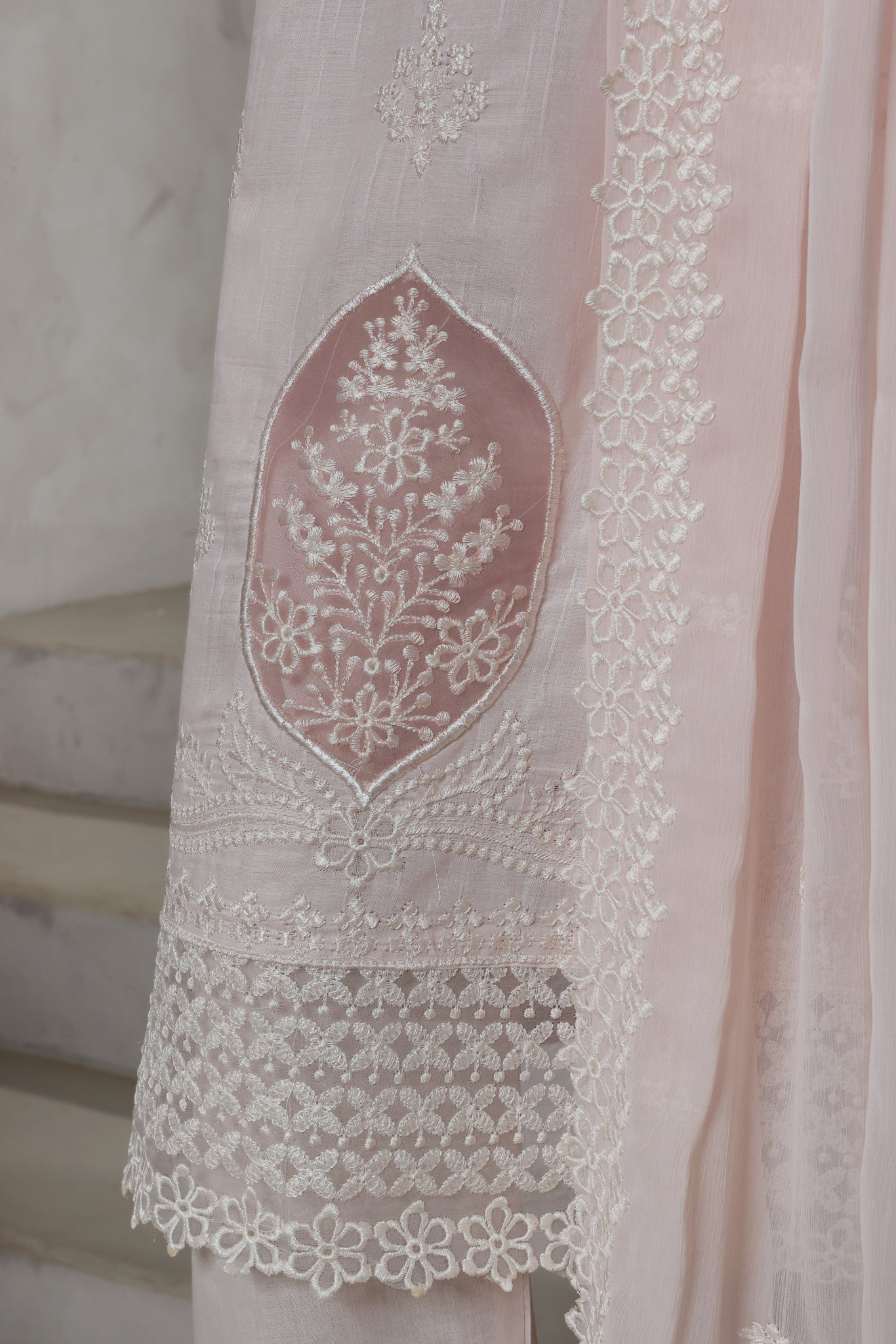 Nayaab Collection