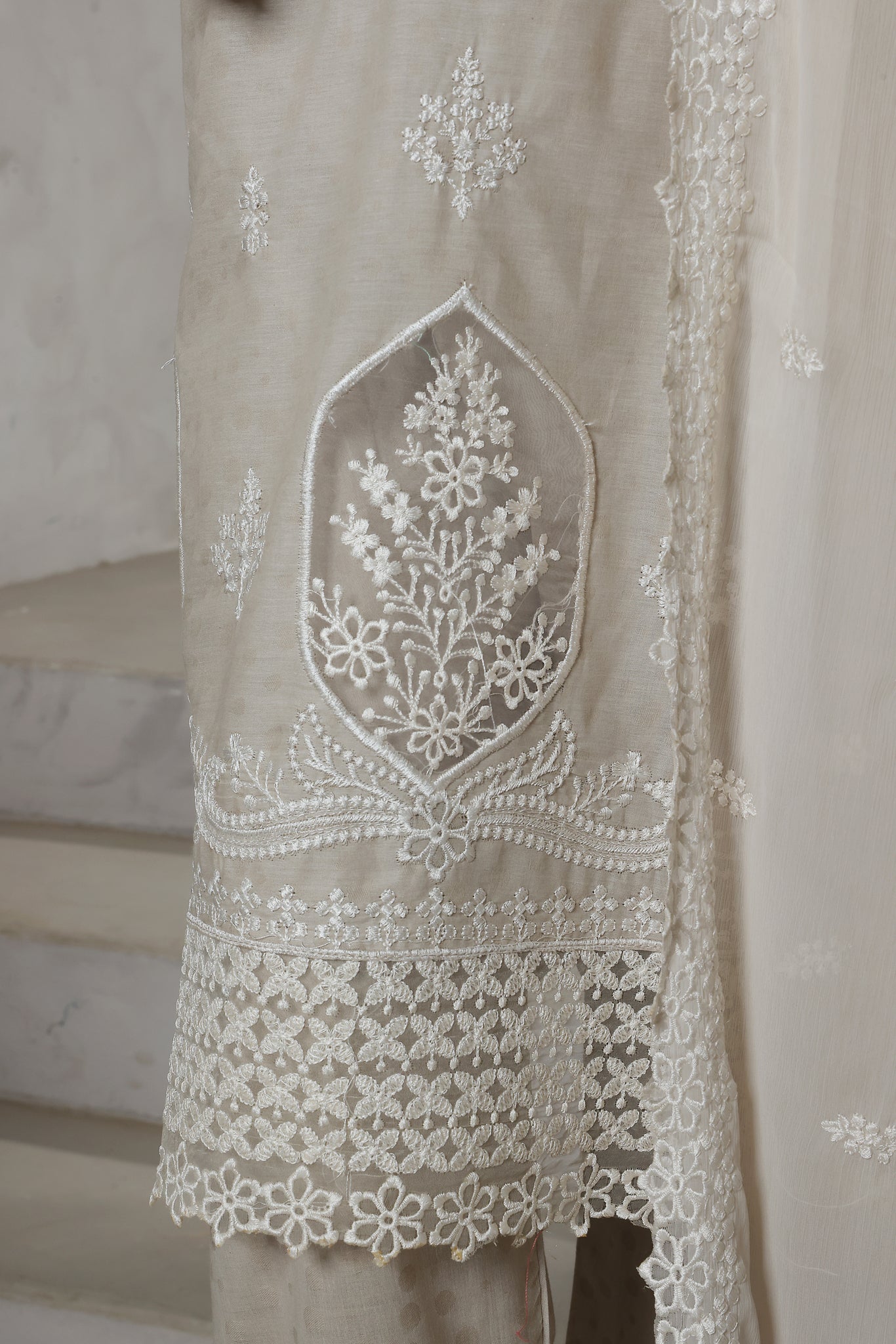 Nayaab Collection