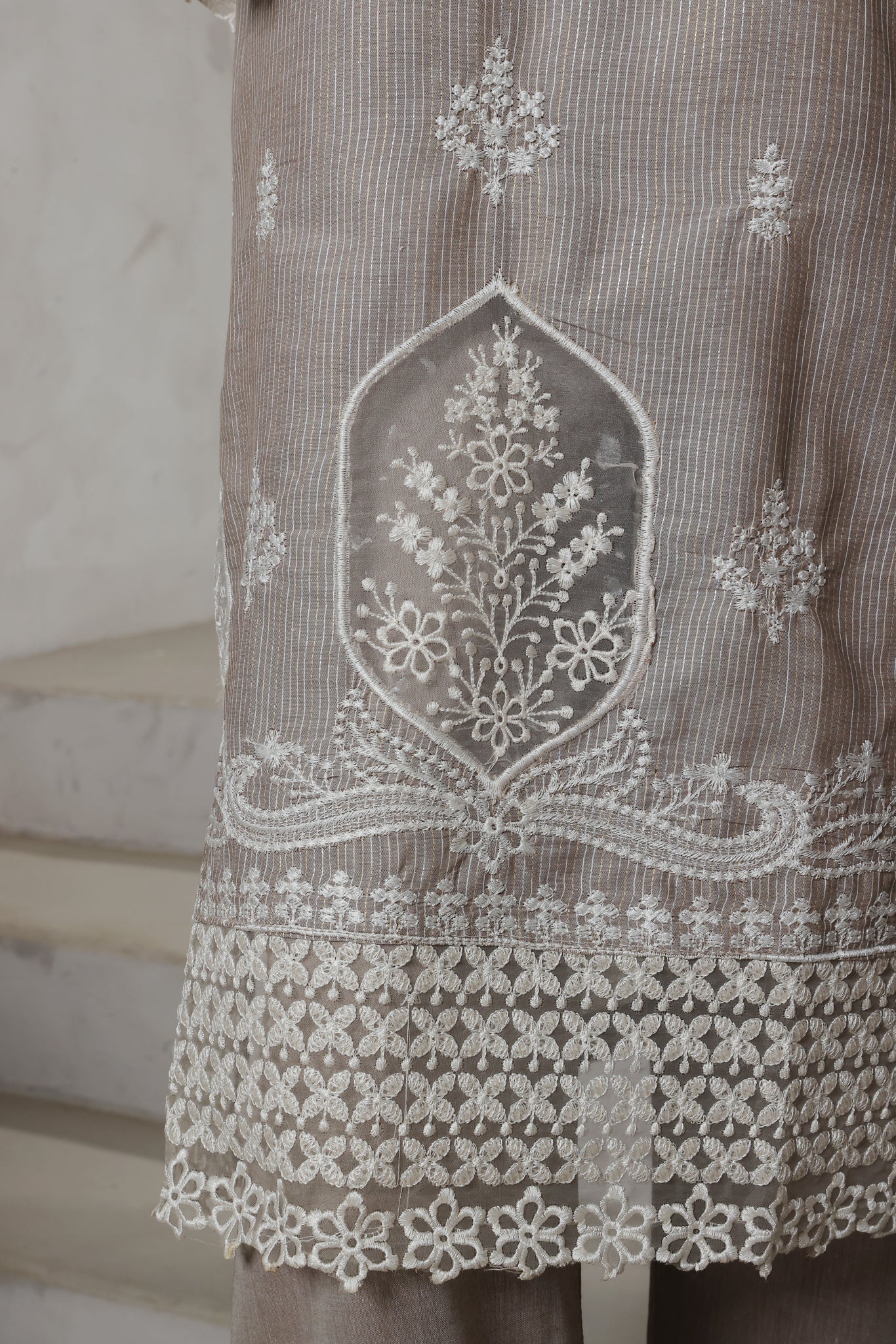 Nayaab Collection