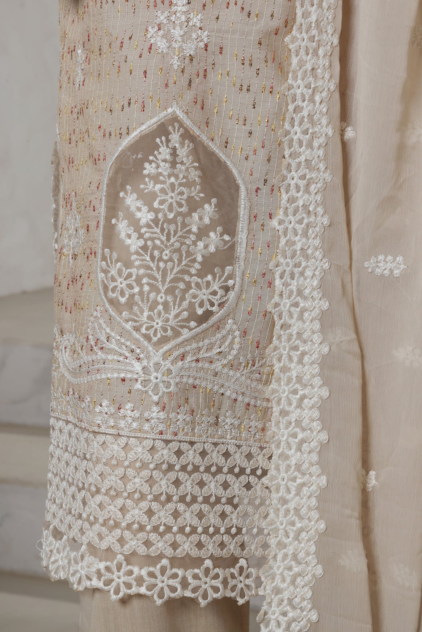 Nayaab Collection