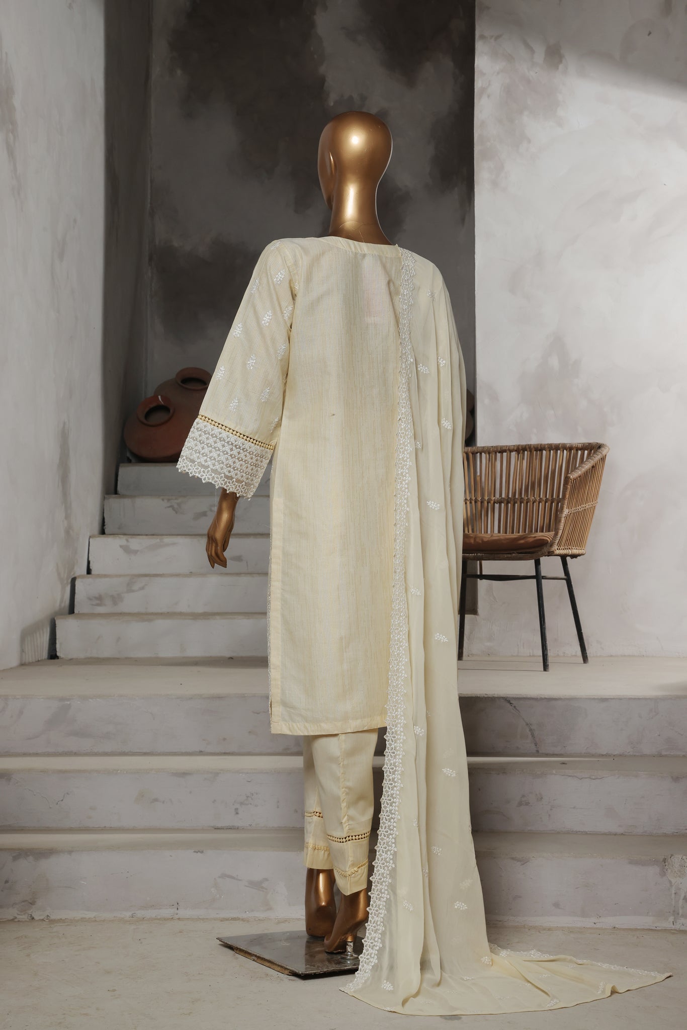 Nayaab Collection