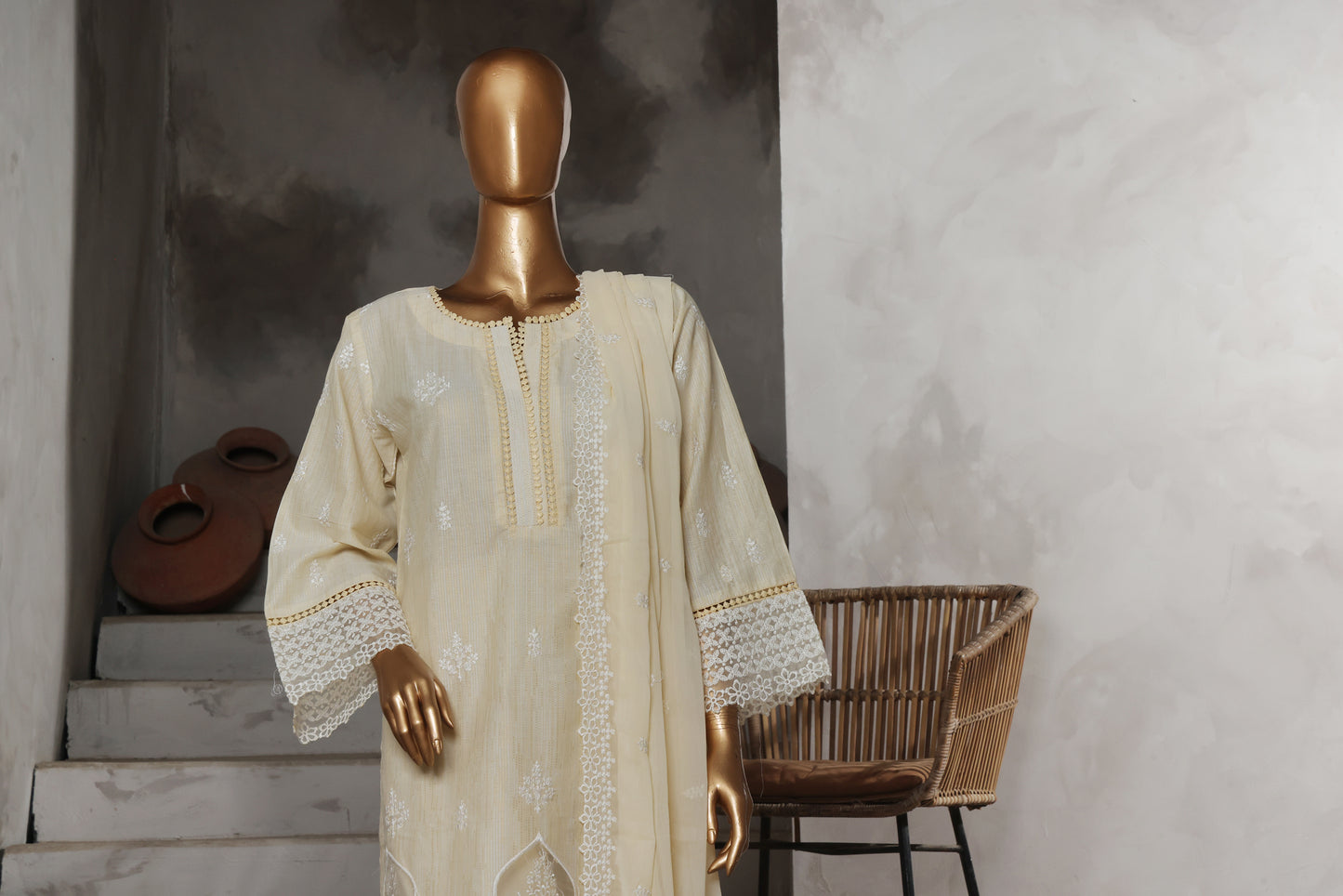 Nayaab Collection