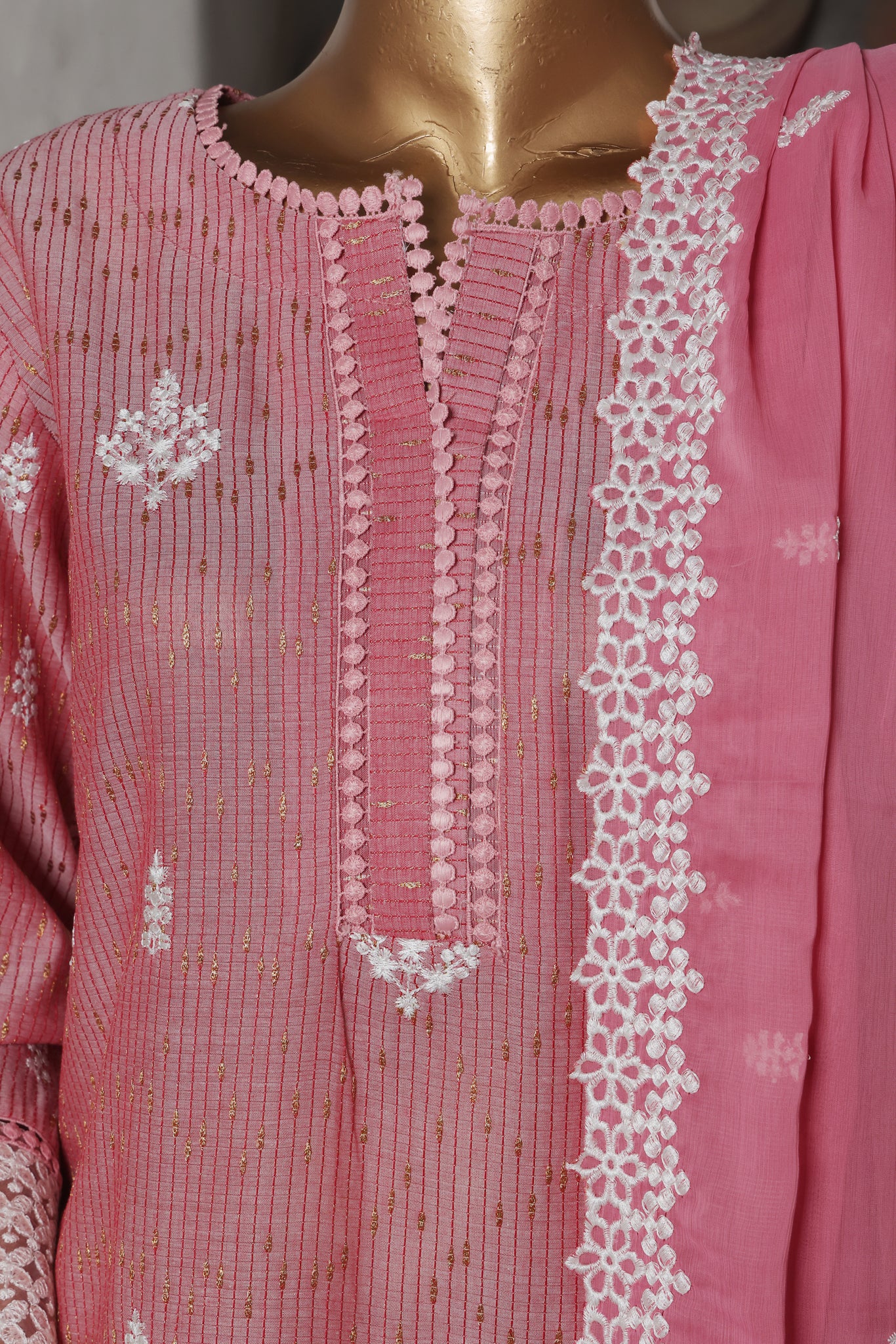 Nayaab Collection