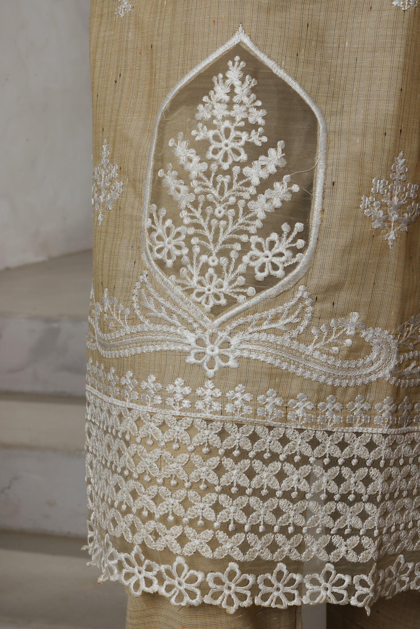 Nayaab Collection