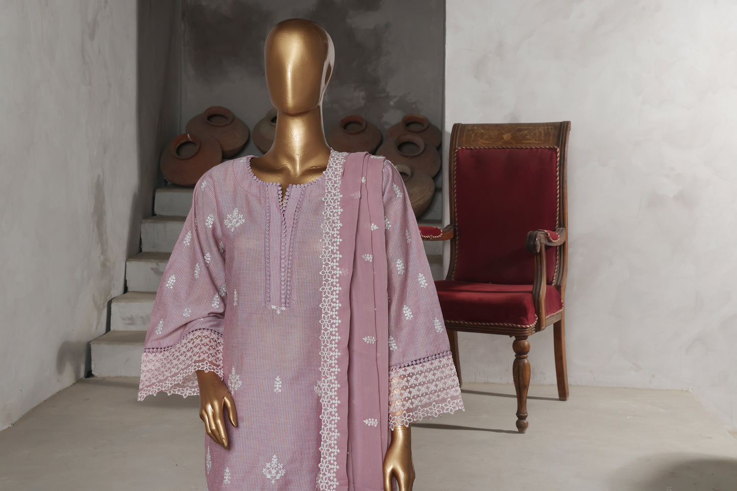 Nayaab Collection