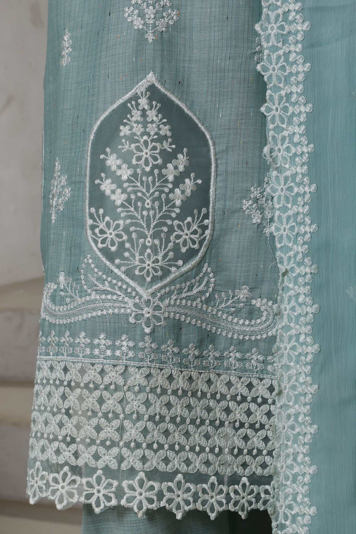 Nayaab Collection