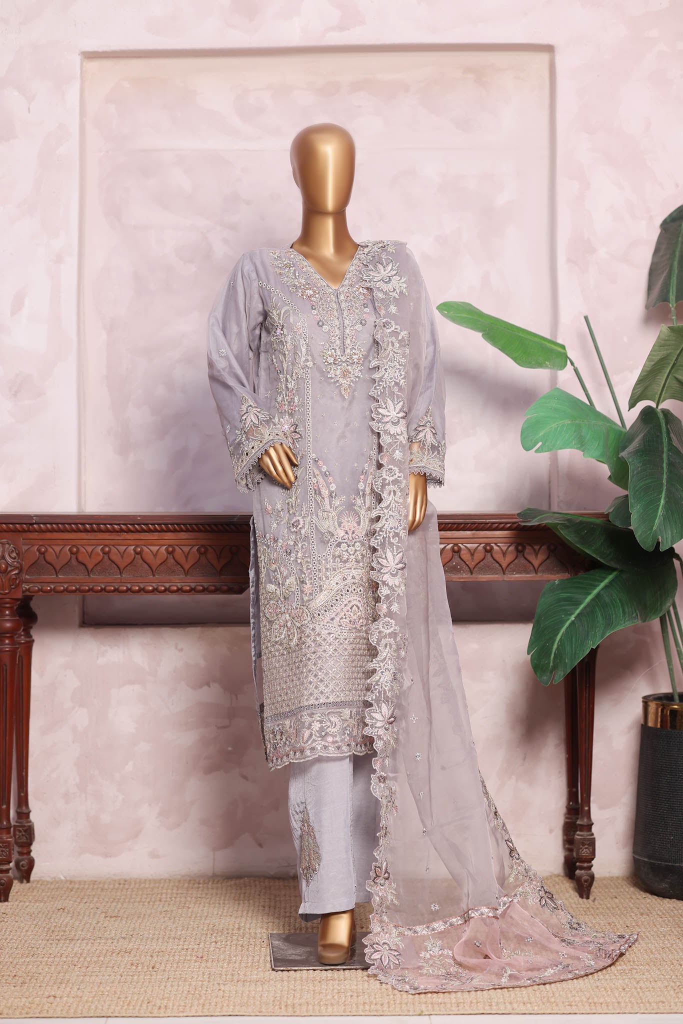 Zania Collection