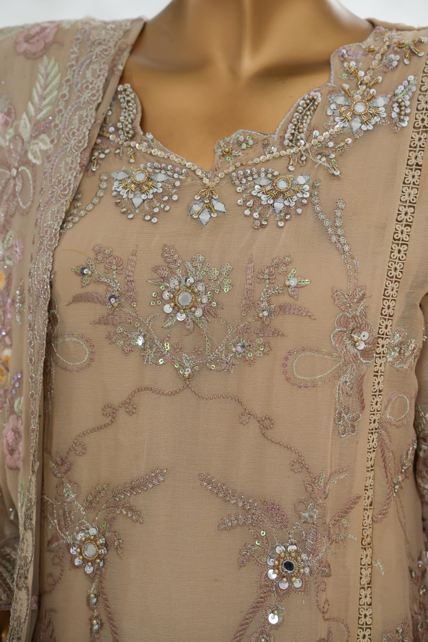 Gulfishan Collection