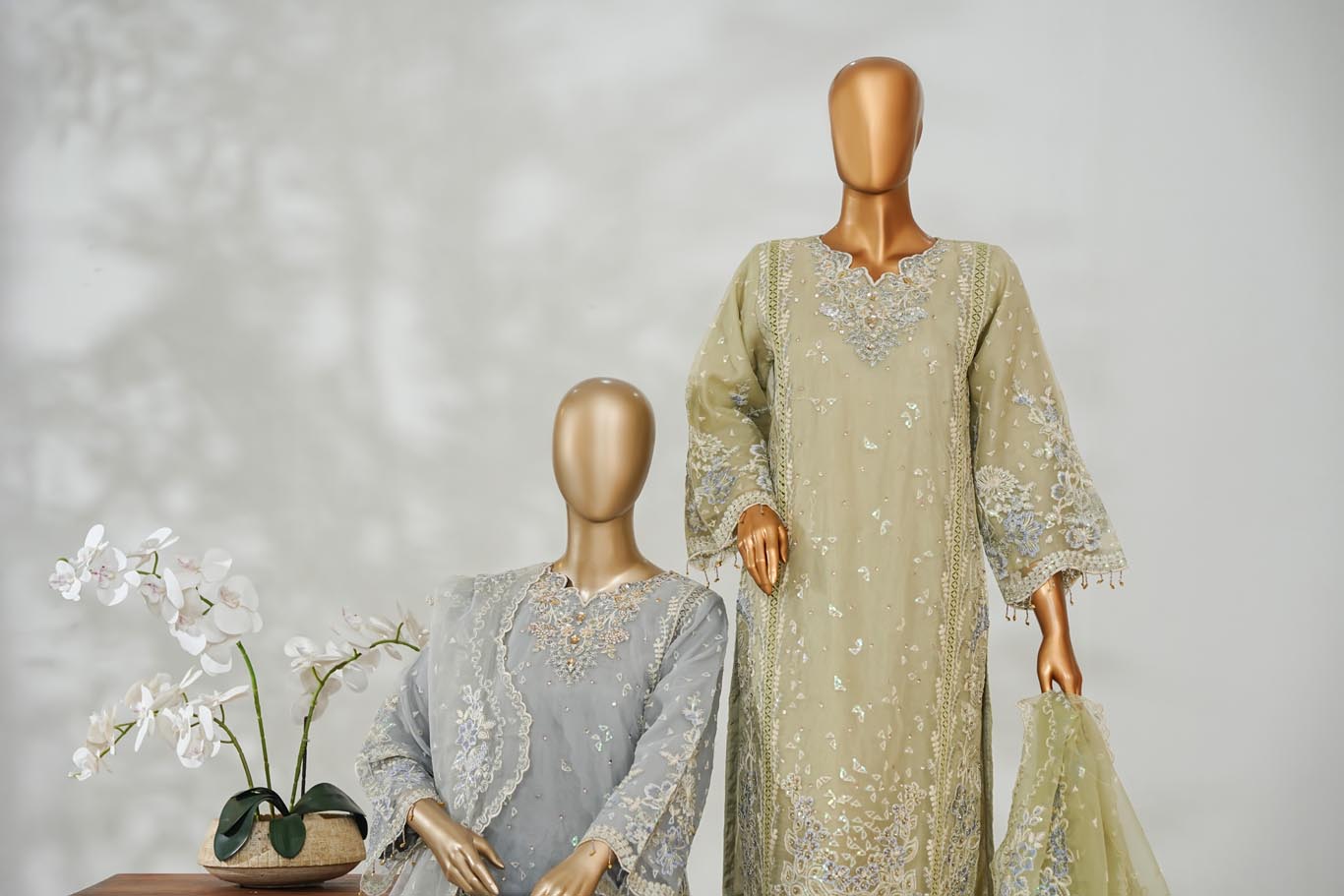 Mahira Collection