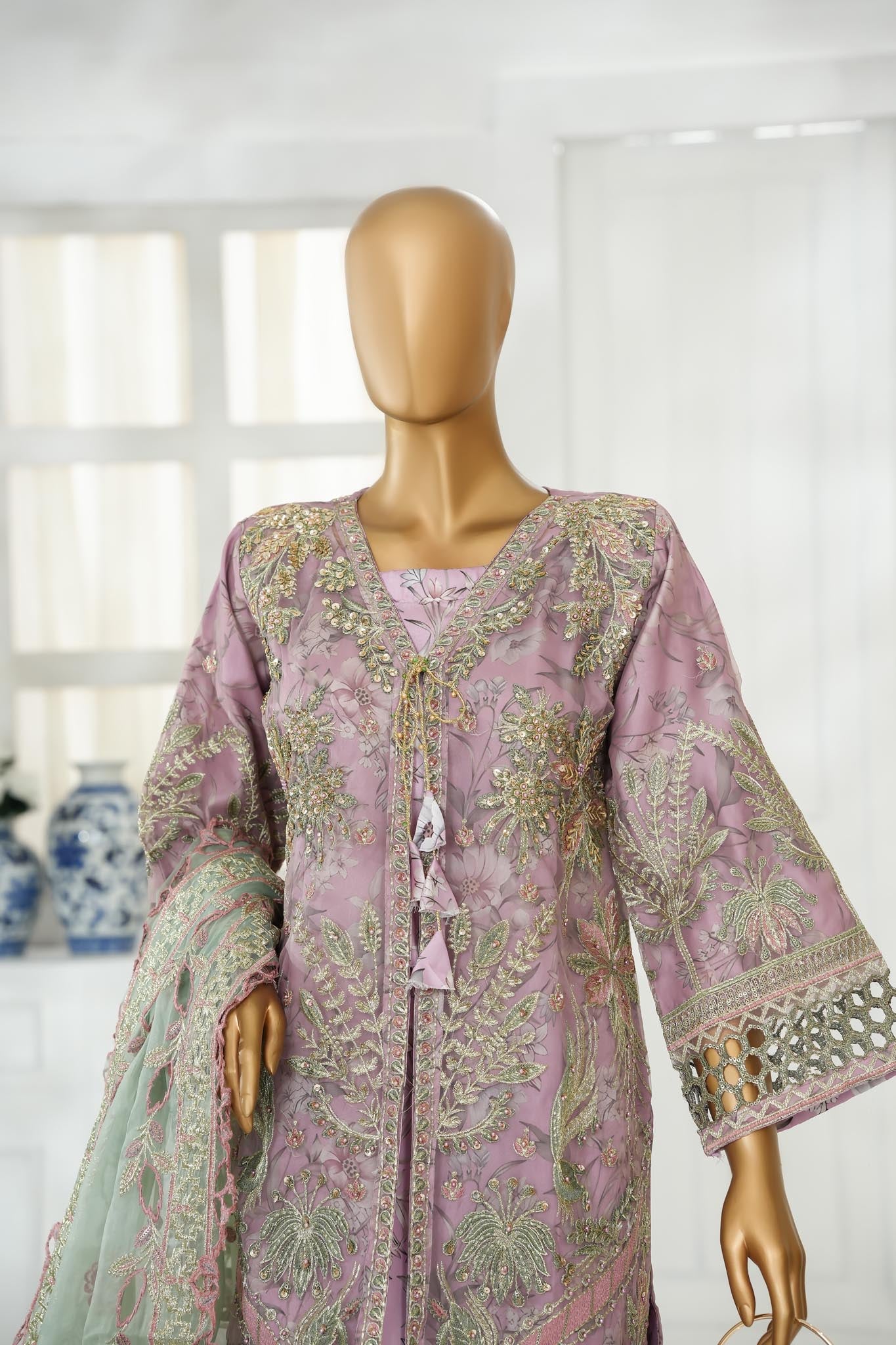 Aizal Collection