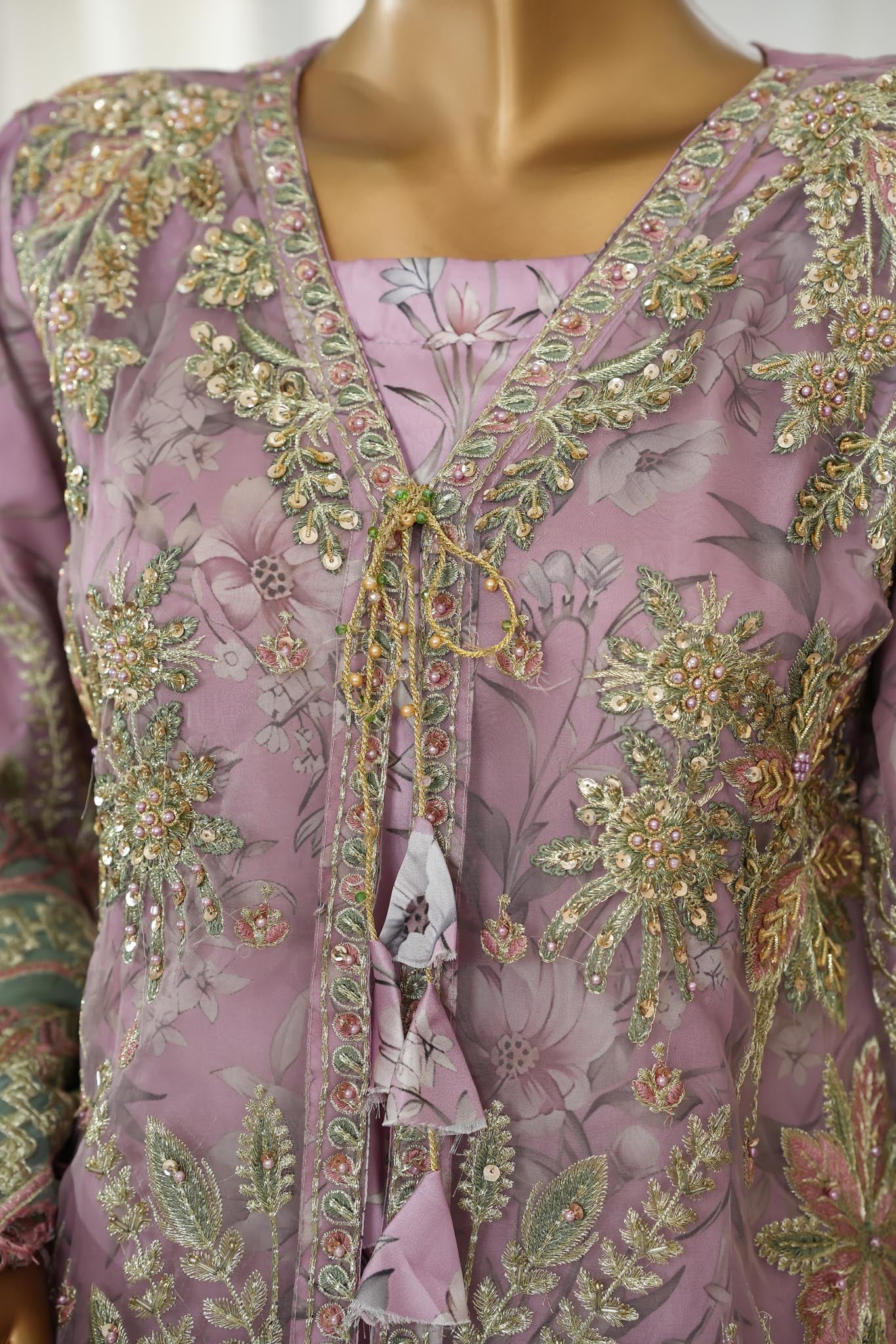 Aizal Collection