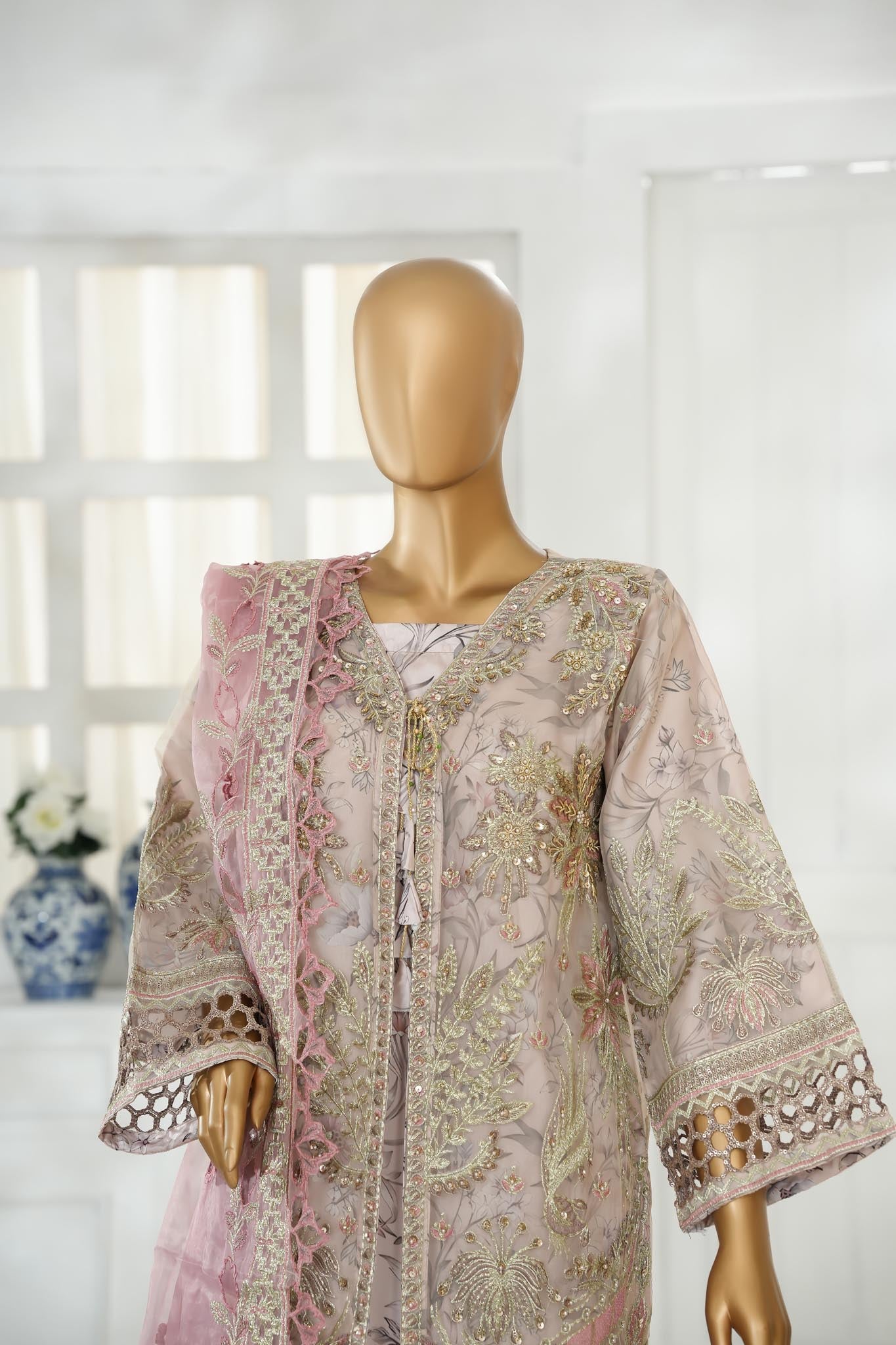 Aizal Collection