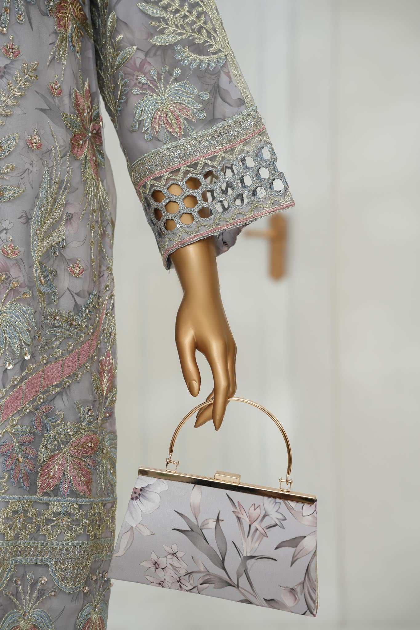 Aizal Collection