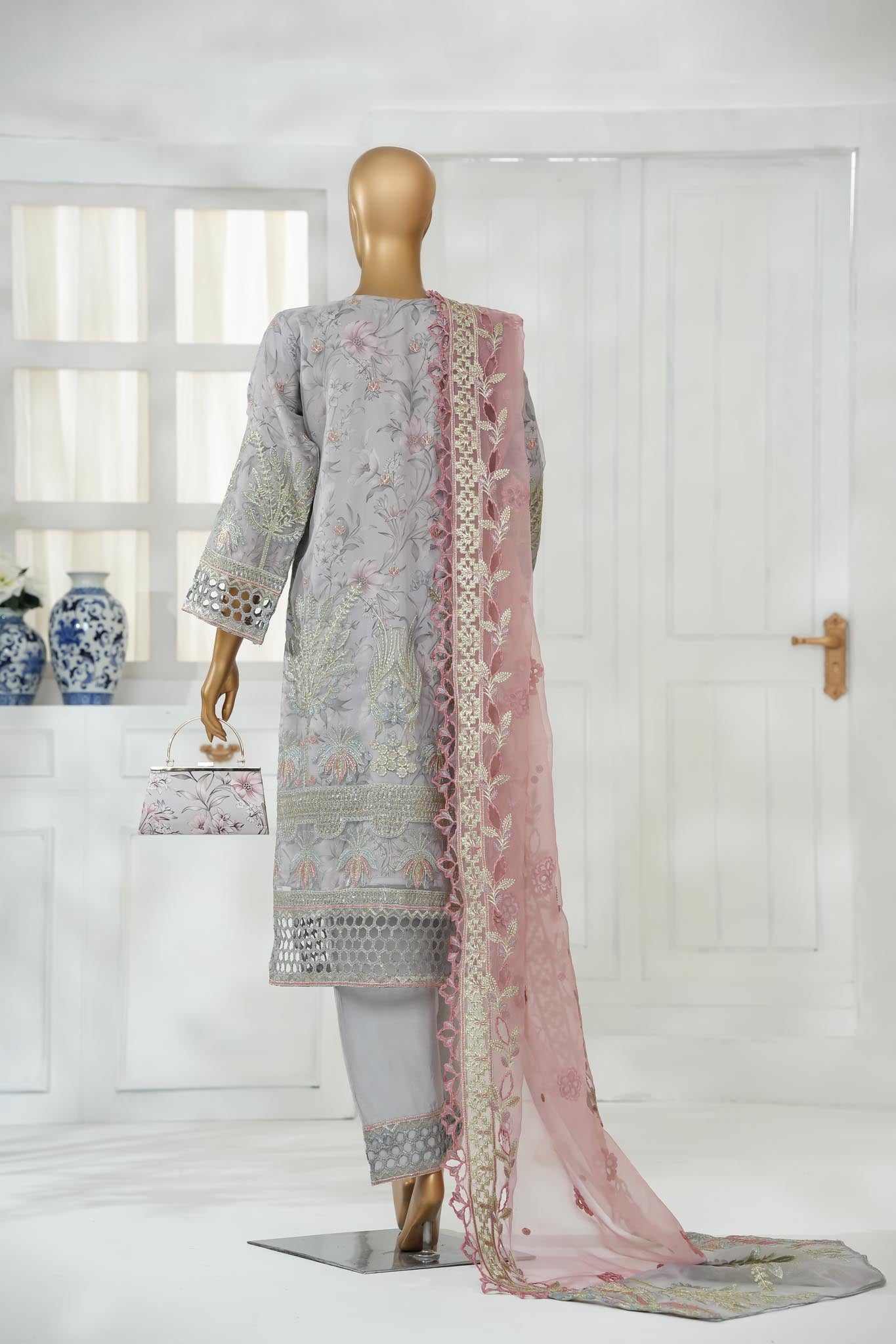 Aizal Collection