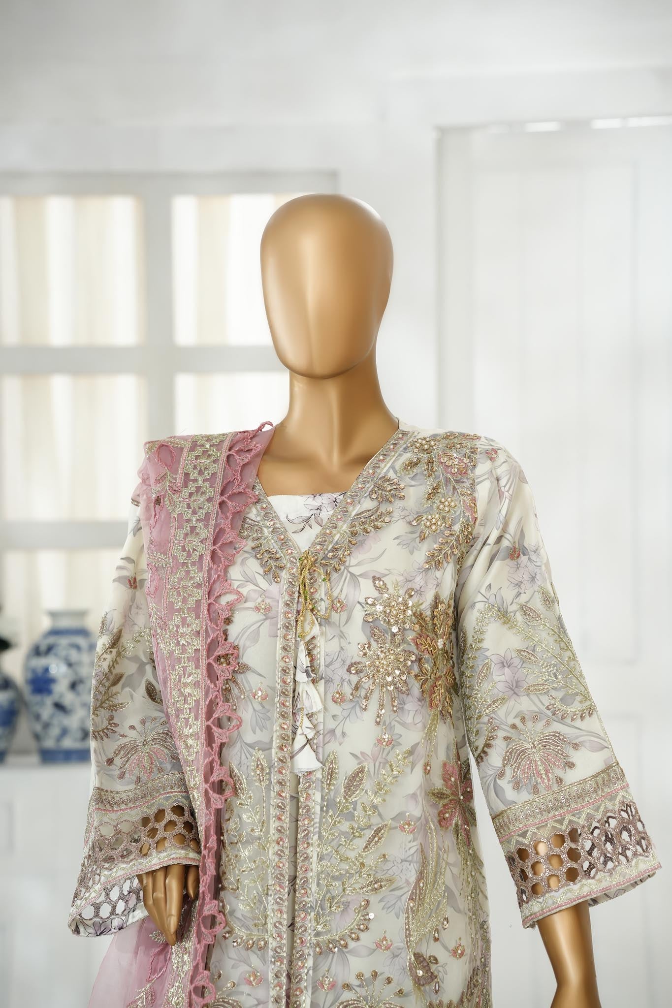 Aizal Collection